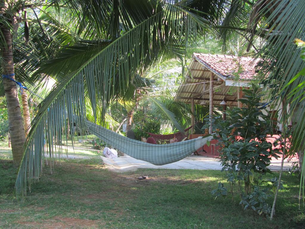 Peacock Land Hotel Tangalle Bagian luar foto