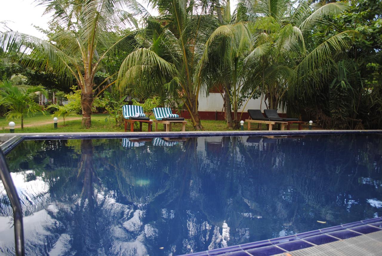 Peacock Land Hotel Tangalle Bagian luar foto