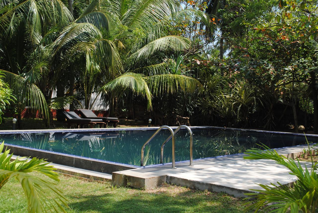 Peacock Land Hotel Tangalle Bagian luar foto