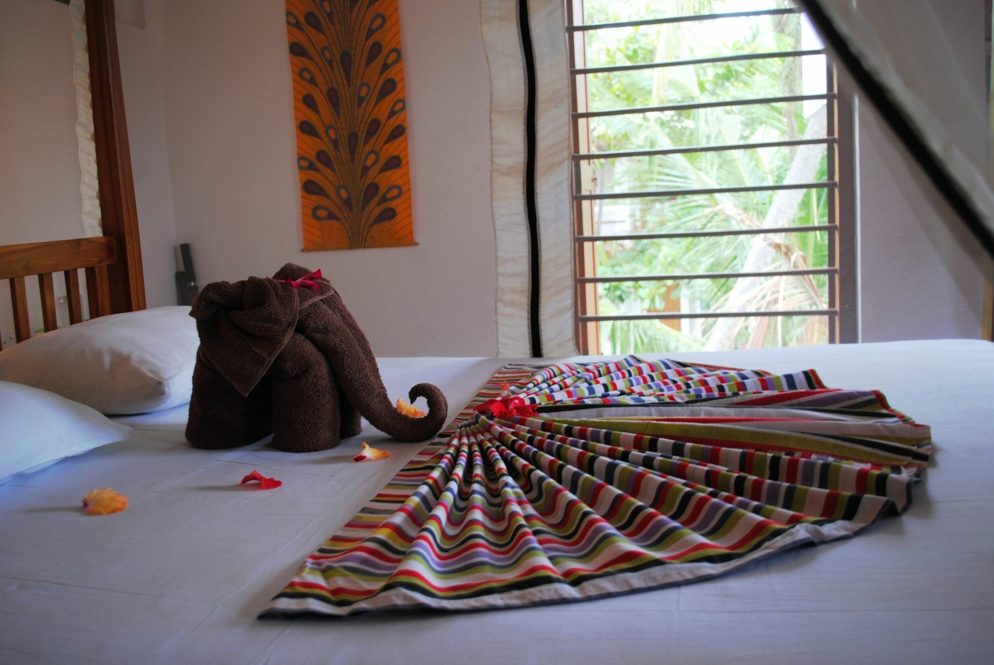 Peacock Land Hotel Tangalle Bagian luar foto